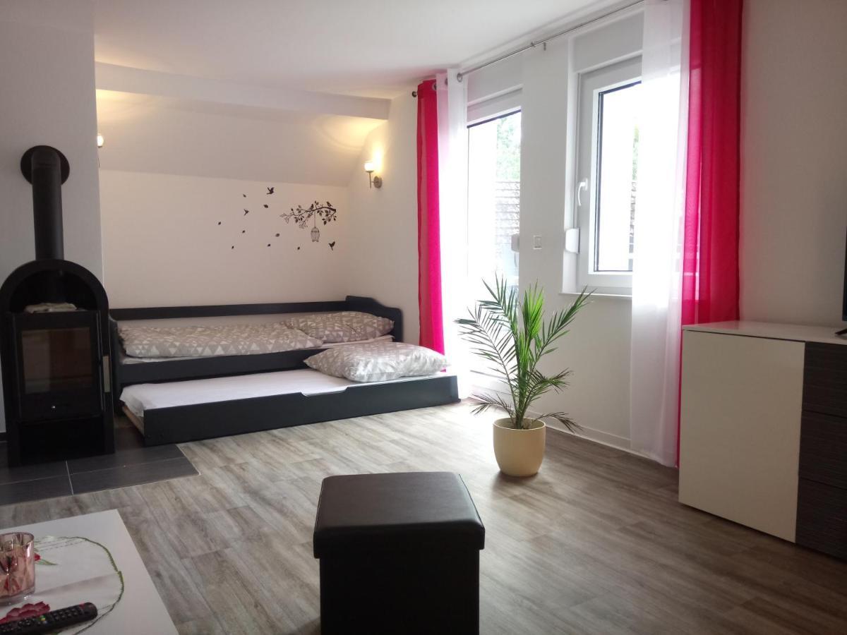 Apartamento Haus Waldidyll Lauta Exterior foto